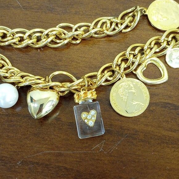 The Limited Y2K Gold Charm Chunky Statement Belt main image 5